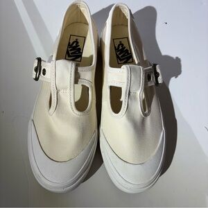 NEW *NO BOX* Mary Jane Vans Shoes